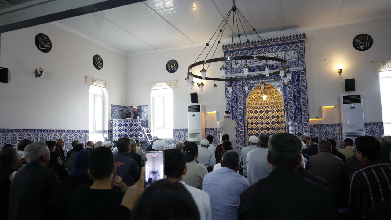 Aliağa Müftülüğü Yukarı Şakran Mahalle (Bölük) Camii’nde Kur’an Ziyafeti