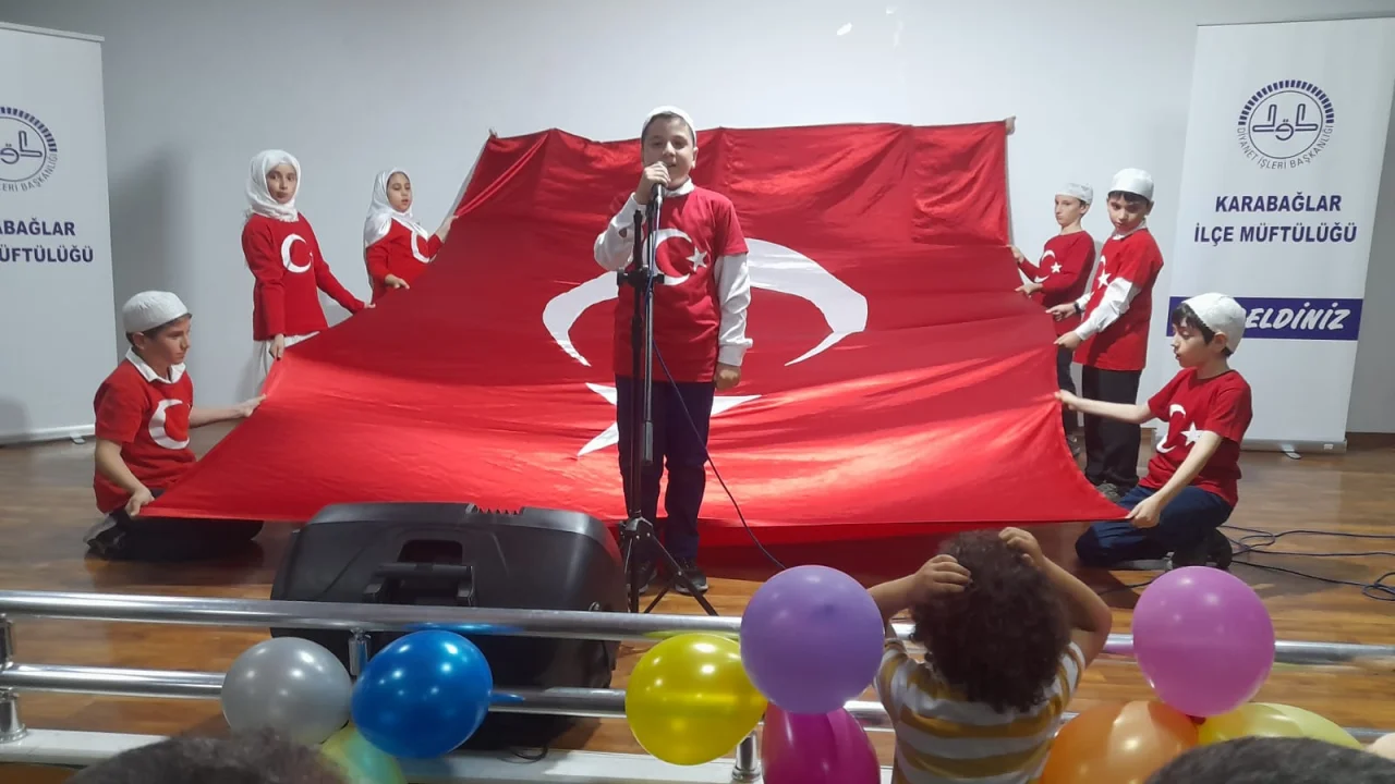 Kestanepazarı Hacı Ahmet Dayhan Kur’an Kursu İlk Mezunlarını Verdi