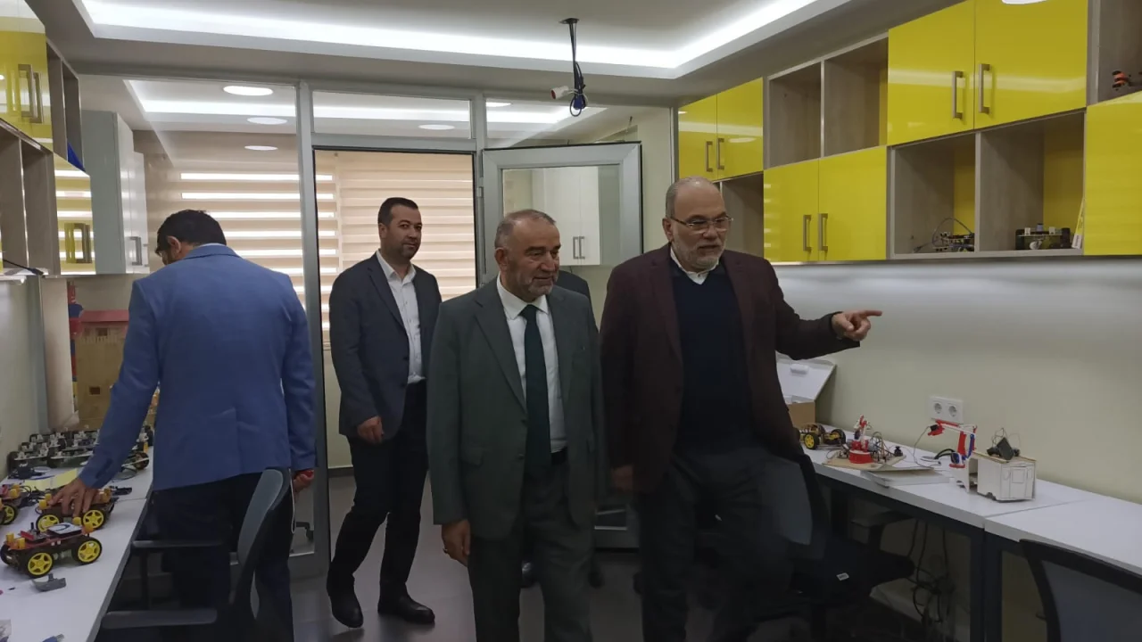 T.C. Cumhurbaşkanlığı Başdanışmanı Dr. İsrafil Kışla Kurumumuzu Ziyaret Etti