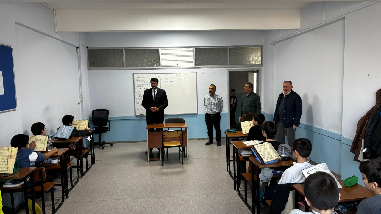 Kestanepazarı Mezunu Torbalı Müftüsü Mehmet Muslu Kampüsümüzü Ziyaret Etti