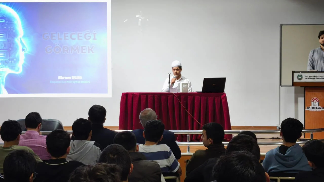 Mezunumuz Bergama İlçe Milli Eğitim Müdürü Ekrem Ulus Öğrencilerimizle Buluştu