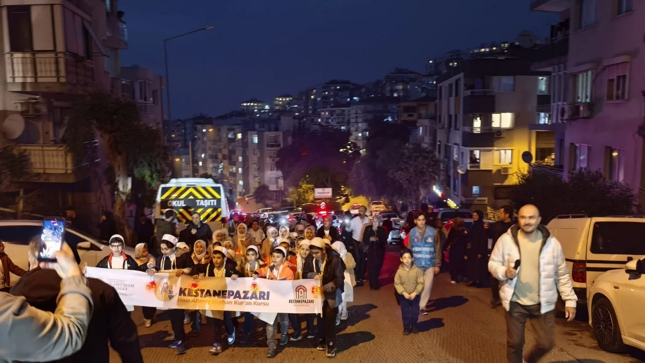 Üç Ayları Müjdeleyen Gelenek