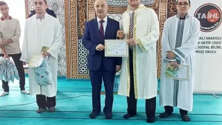 Öğrencimiz Hutbe Okuma Yarışmasında İzmir Bölge Birincisi Oldu