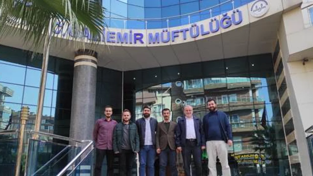 Gaziemir İlçe Müftülüğünü Ziyaret Ederek Mezunlarımızla Bir Araya Geldik