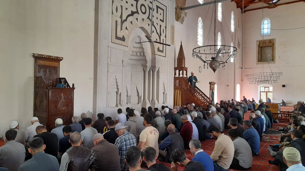 Selçuk Müftülüğü İsa Bey Camii’nde Şehit Özel Harekat Polisi Ahmet Alp Taşdemir’in Şehadetinin 5.Sen