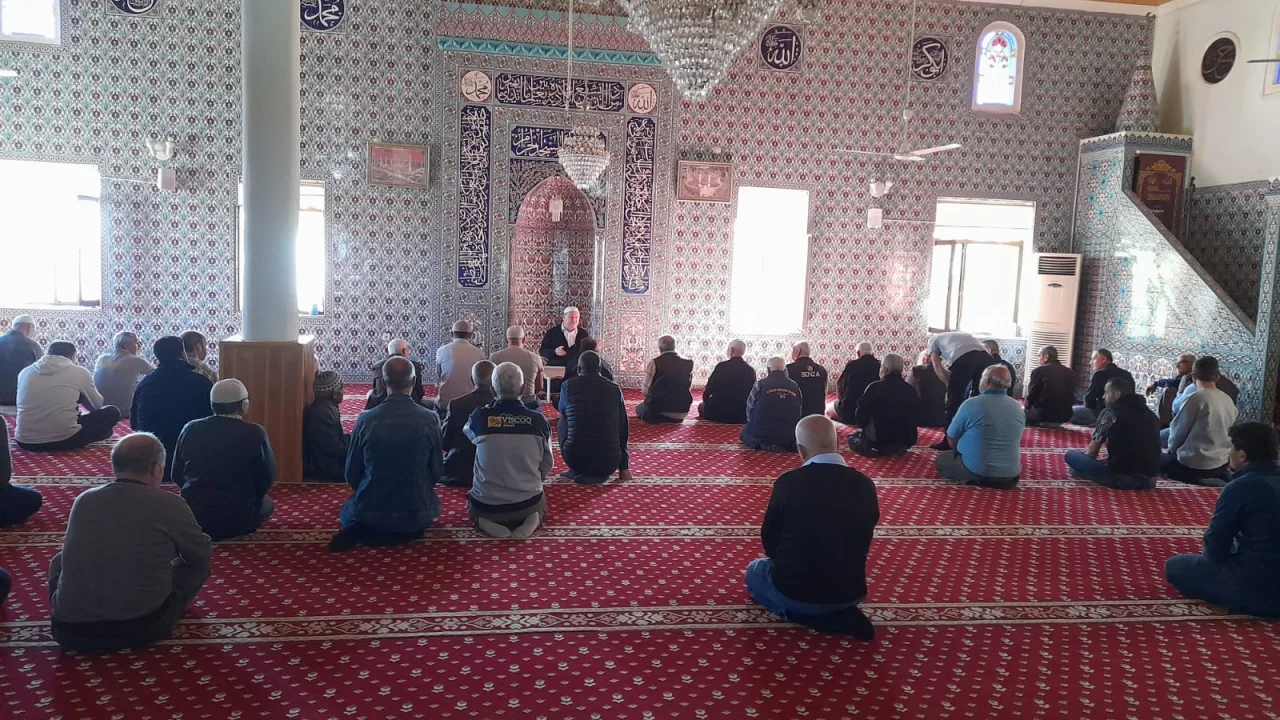 Torbalı Müftülüğü Çapak ve Çakırbeyli Mahallesi Camilerinde “Cuma Programı” Düzenlendi