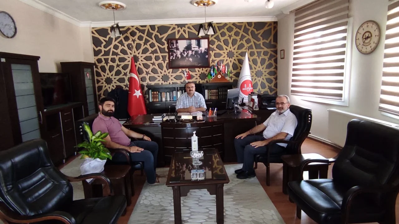 Menderes Müftülüğüne Atanan Emir Veran’ı Makamında Ziyaret Ettik