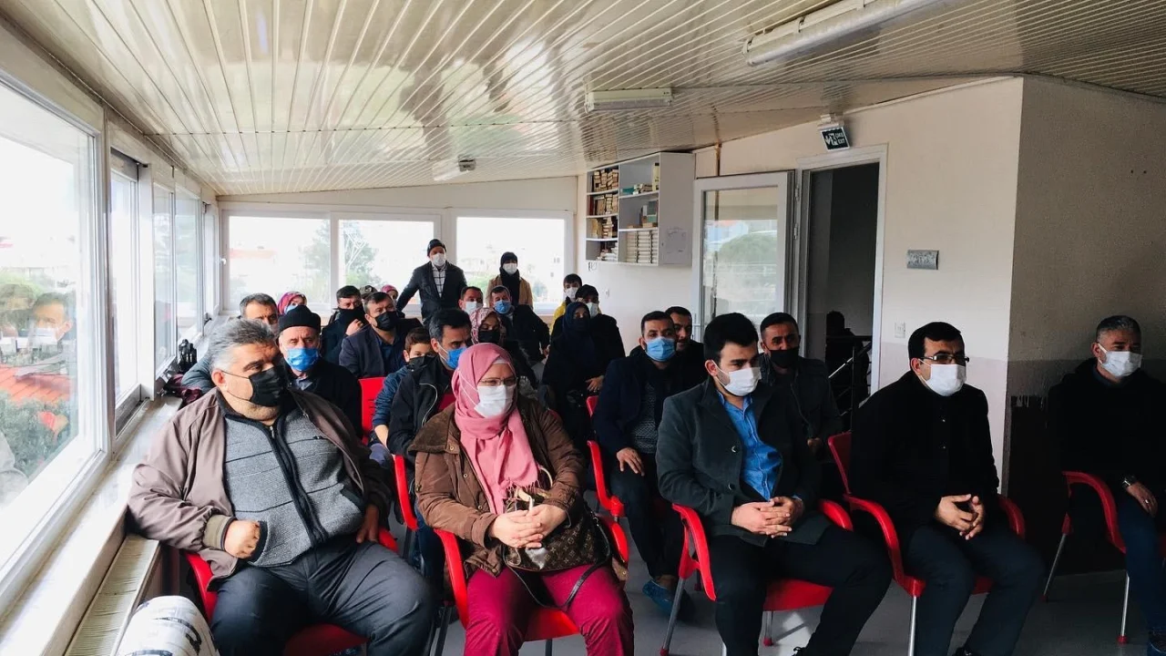 Şakran'daki Kur’an Kursumuzun Birinci Dönem Veli Toplantısı Yapıldı