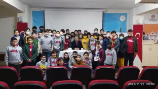 Kestanepazarı Eğitim Kampüsü’nde Öğretmenler Günü Coşkuyla Kutlandı