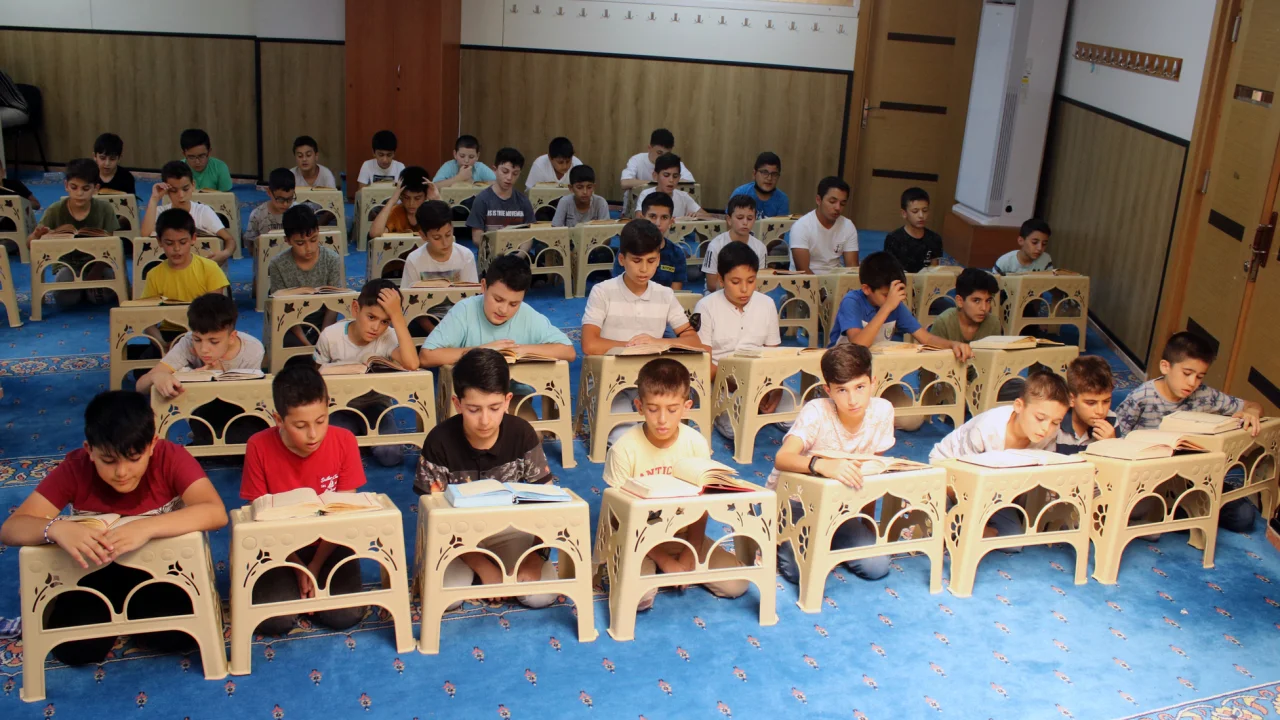 Kestanepazarı Hafızları Doğal Afetlerin Son Bulması İçin Dua Etti