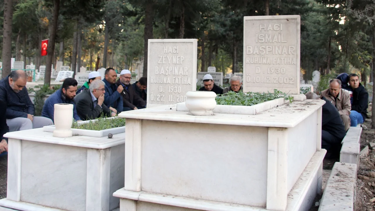 Eski Başkanlarımızdan İsmail Başpınar Kabri Başında Anıldı
