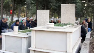 Eski Başkanlarımızdan İsmail Başpınar Kabri Başında Anıldı