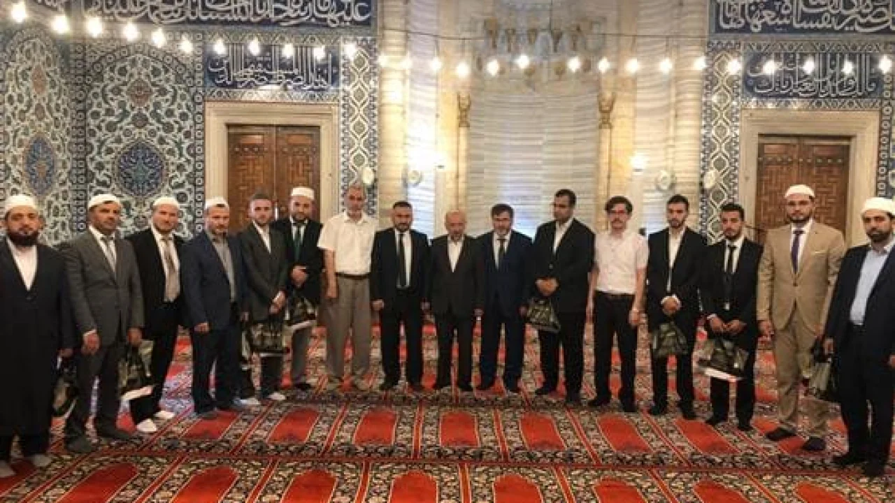 Bir Başarı da Mezunlardan