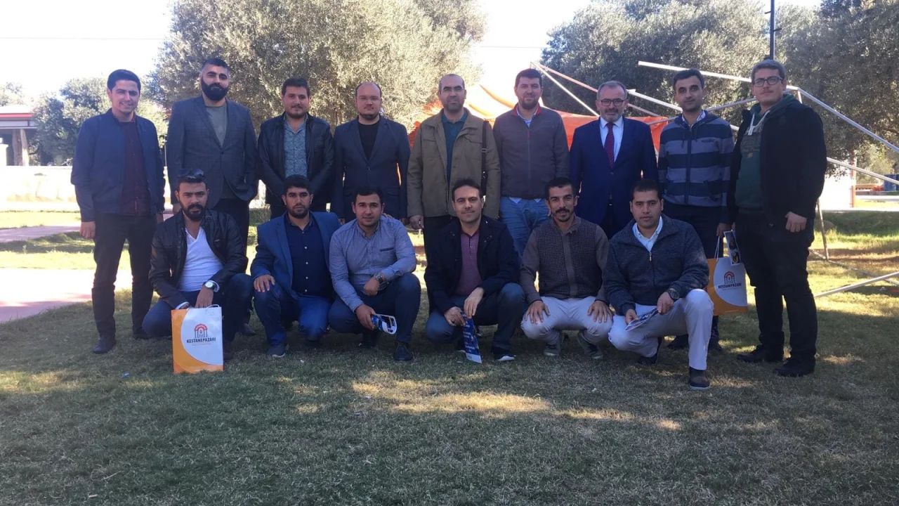 Kestanepazarı Mezunları Kahvaltıda Bir Araya Geldi