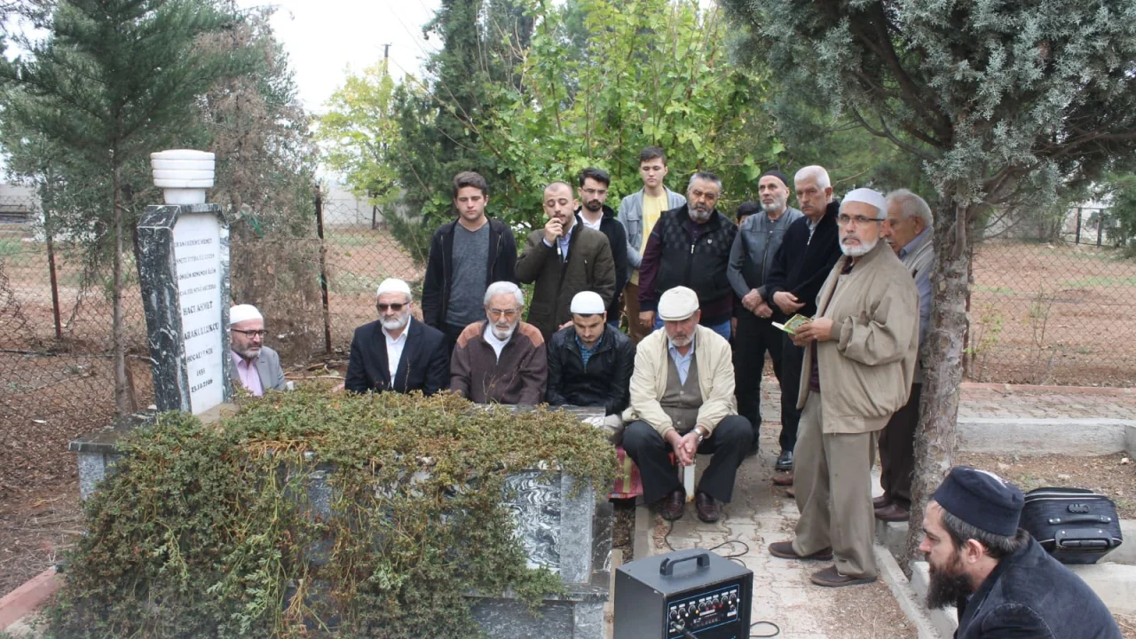 Karakullukçu Hocamız Dualarla Anıldı
