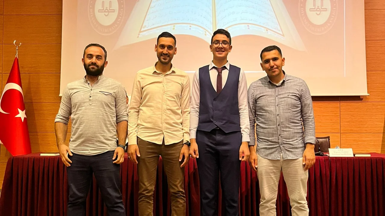 Kestanepazarı Hafızlık Yarışmasında Ege Bölge Birincisi Oldu