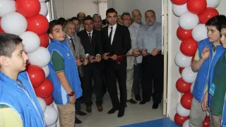 İzmir Anadolu İmam Hatip Lisesi STEM ve Robotik Sınıfı Açıldı