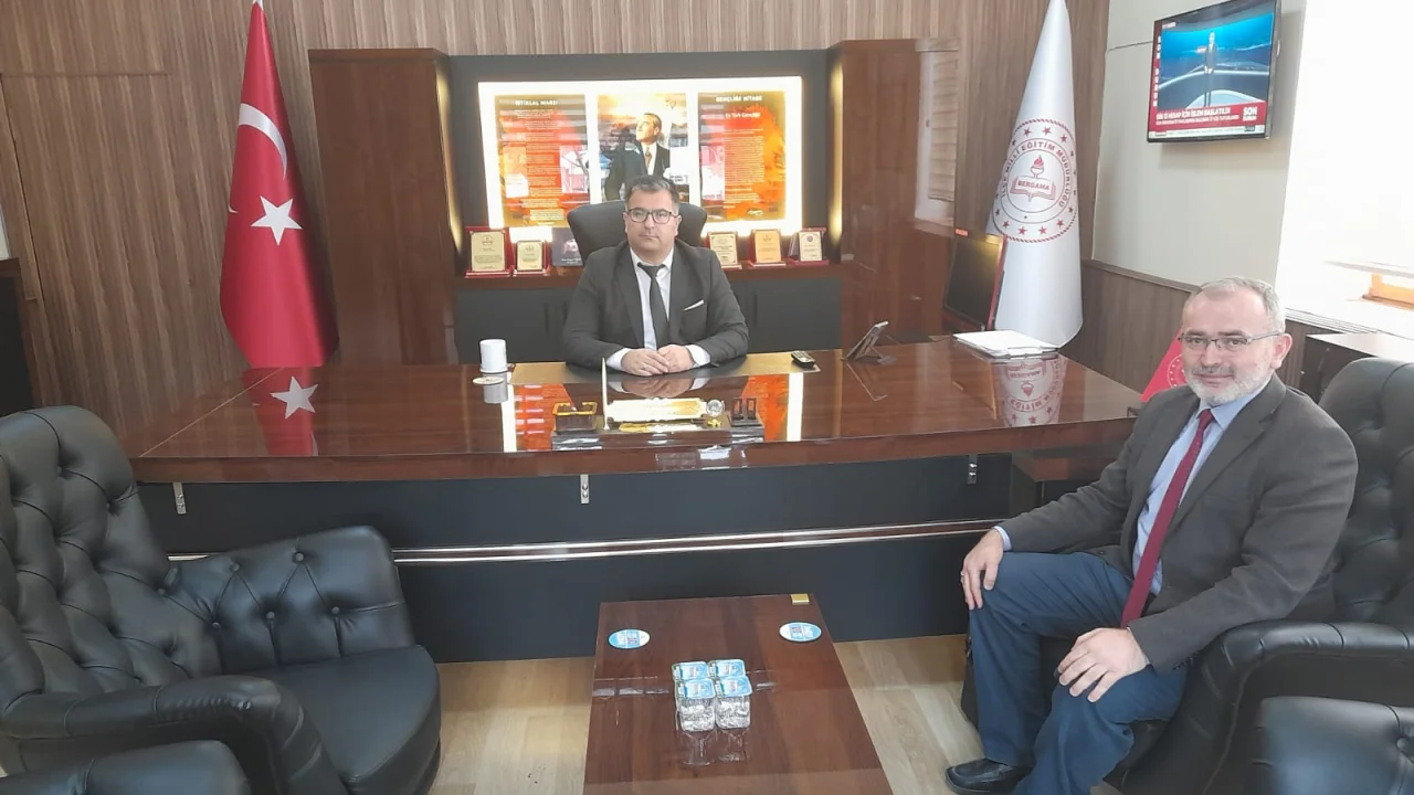Bergama İlçe Milli Eğitim Müdürü Ekrem Ulus'u Ziyaret Ettik.